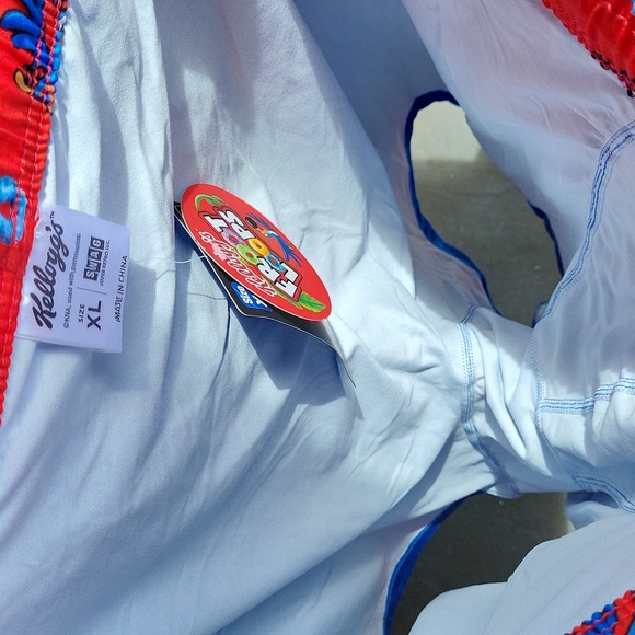 Men's novelty bathingsuit, Froot Loops, sz XL, NWT - Picture 8 of 12